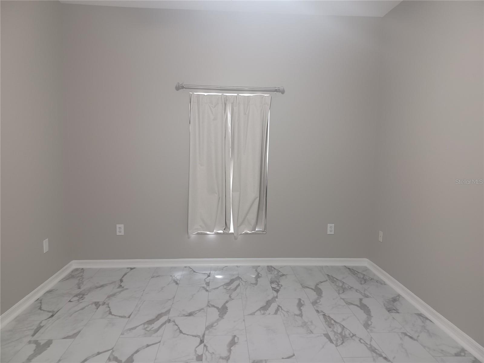 HIDDEN PINES PH 03 - Residential