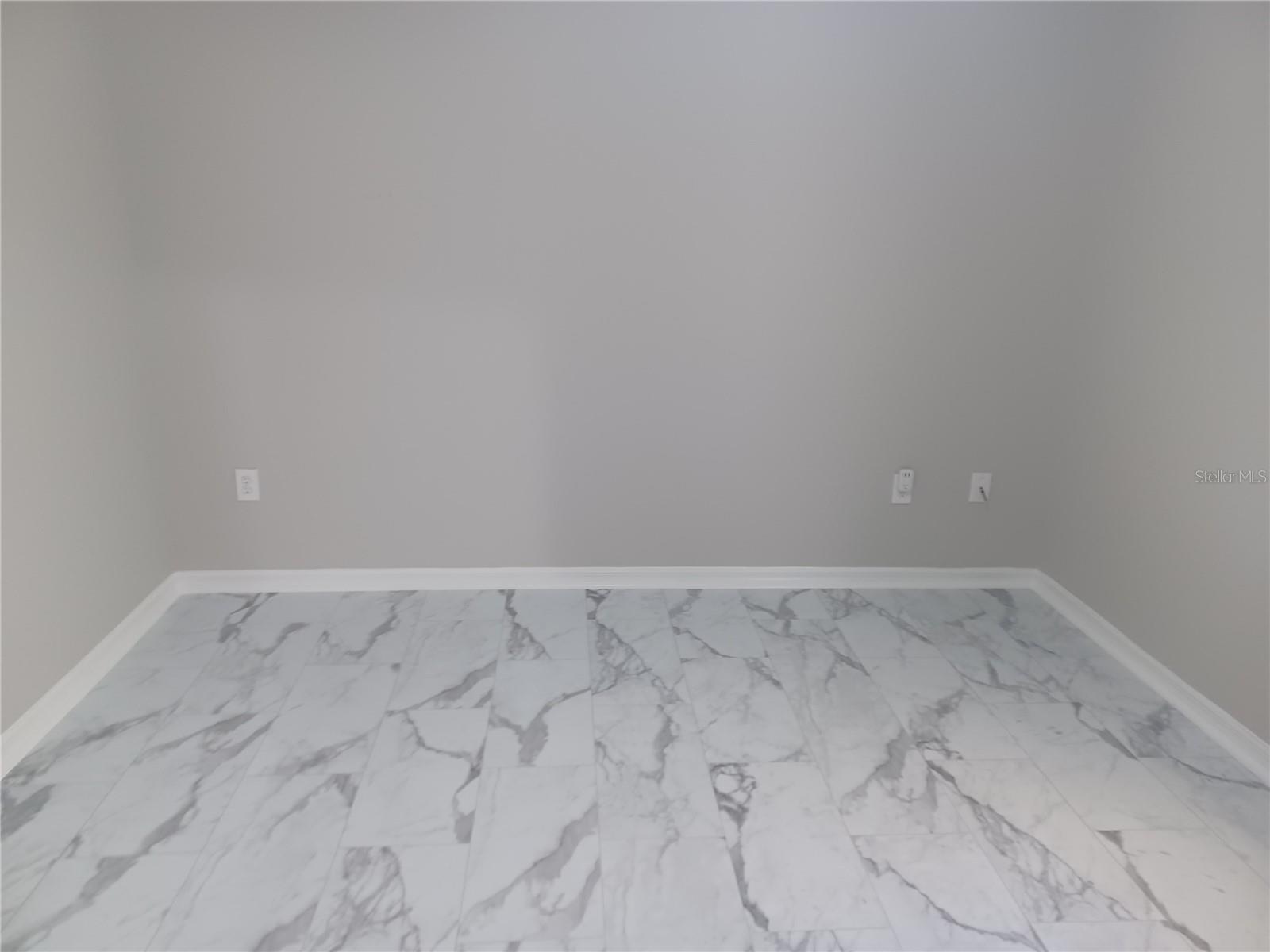 HIDDEN PINES PH 03 - Residential