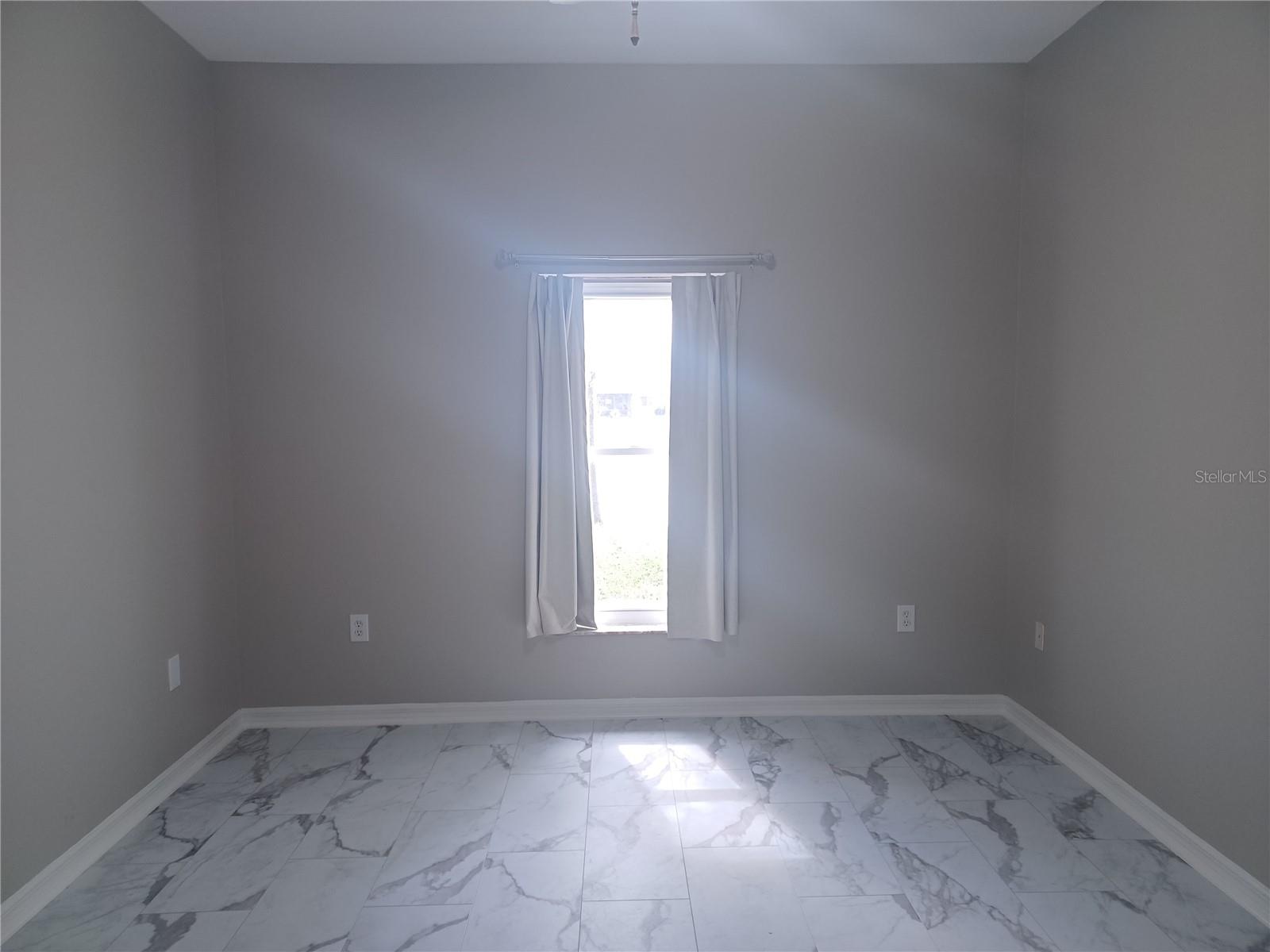 HIDDEN PINES PH 03 - Residential