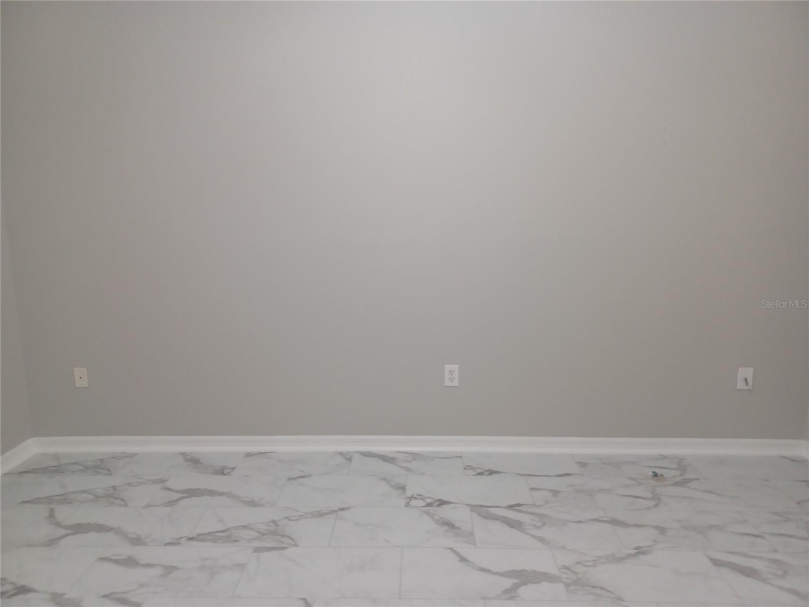 HIDDEN PINES PH 03 - Residential