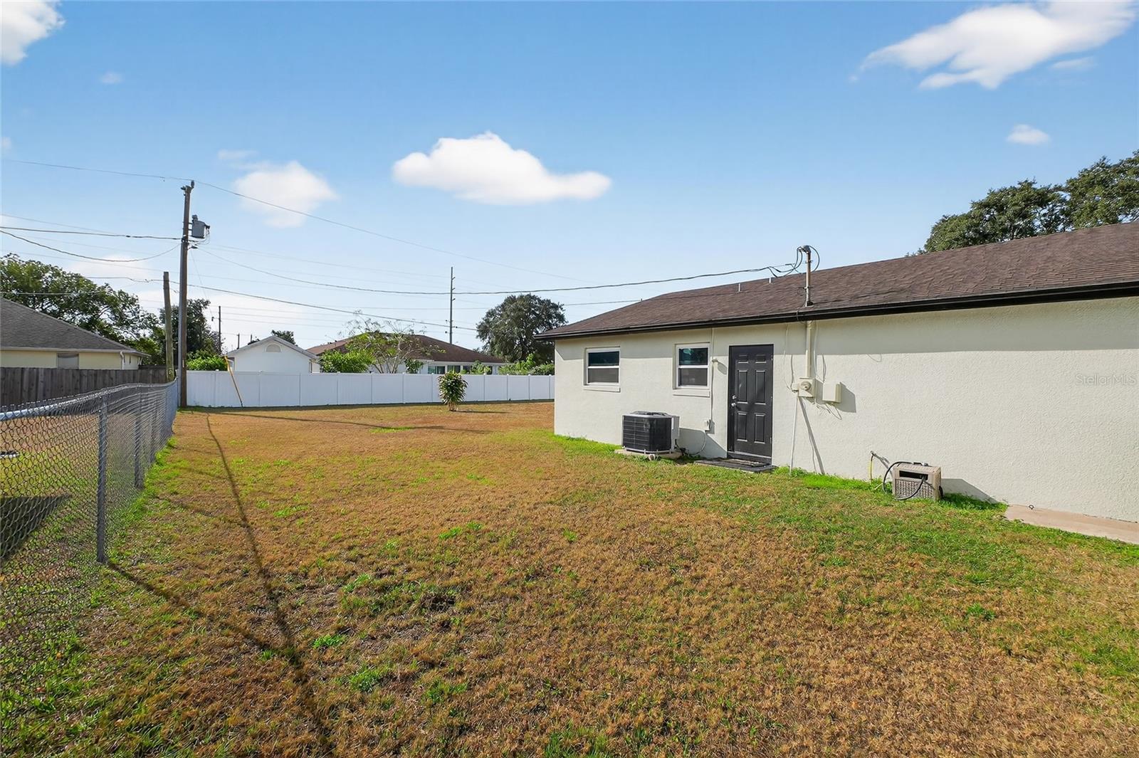 DELTONA LAKES UNIT 05 - Residential