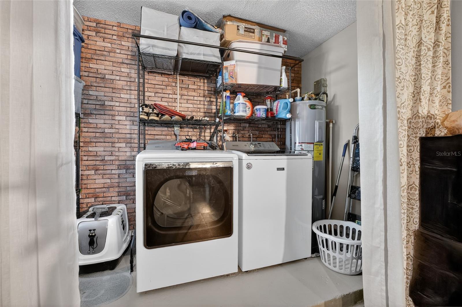 DELTONA LAKES UNIT 05 - Residential