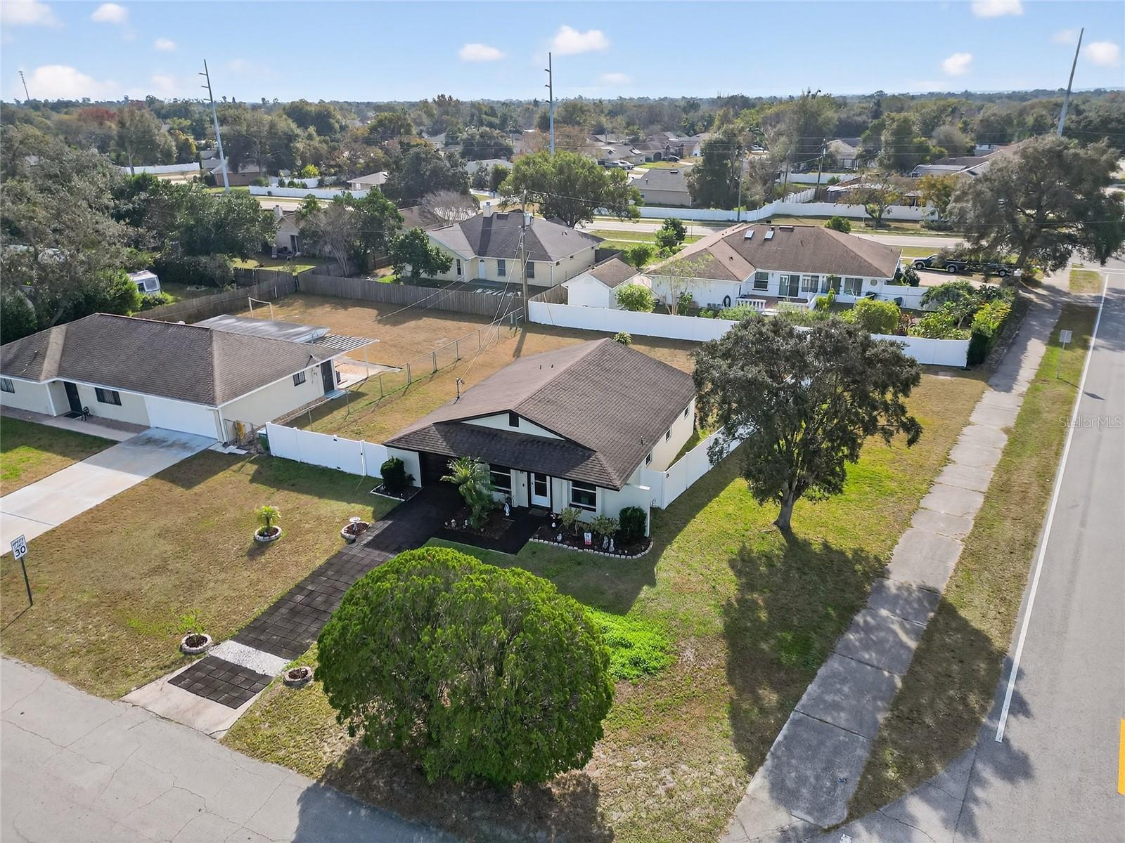 DELTONA LAKES UNIT 05 - Residential