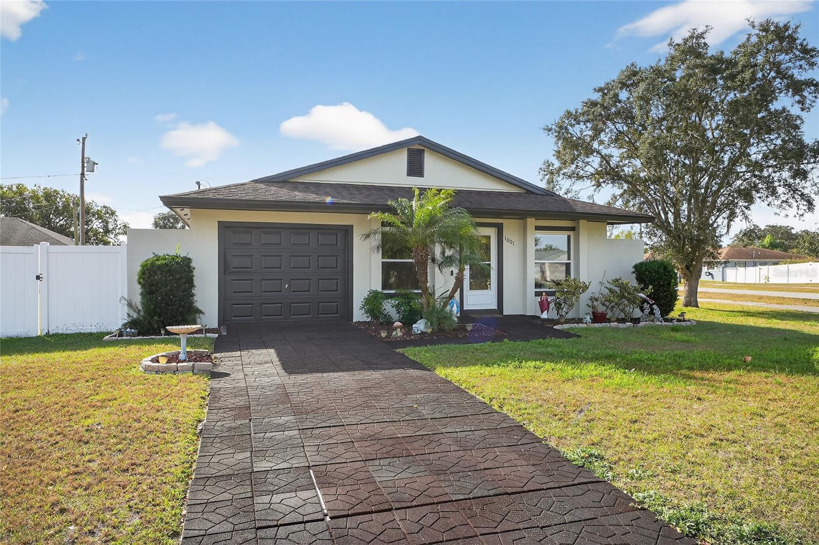 DELTONA LAKES UNIT 05 - Residential