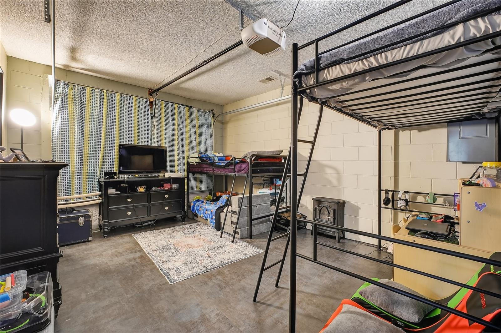 DELTONA LAKES UNIT 05 - Residential