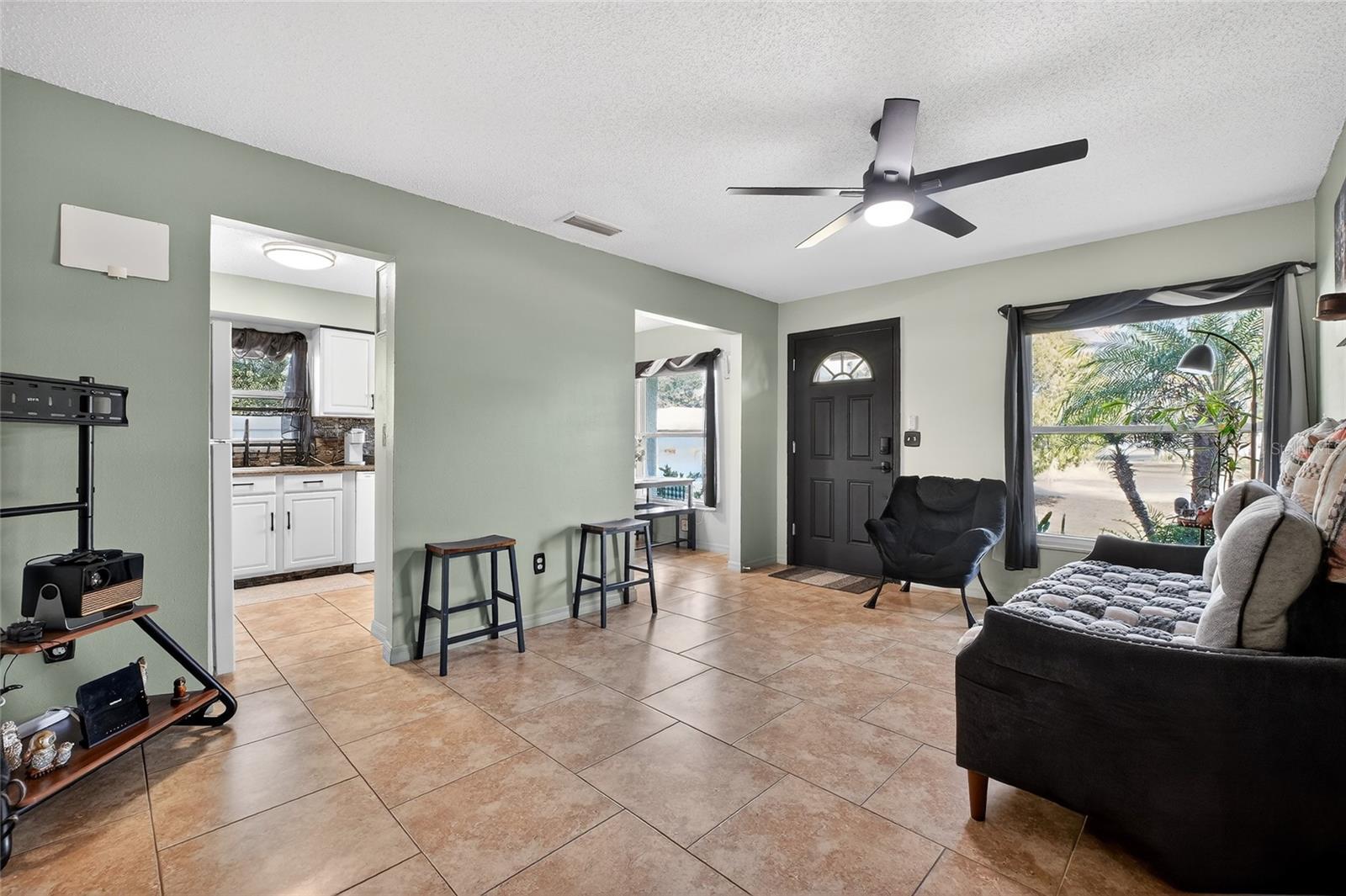 DELTONA LAKES UNIT 05 - Residential