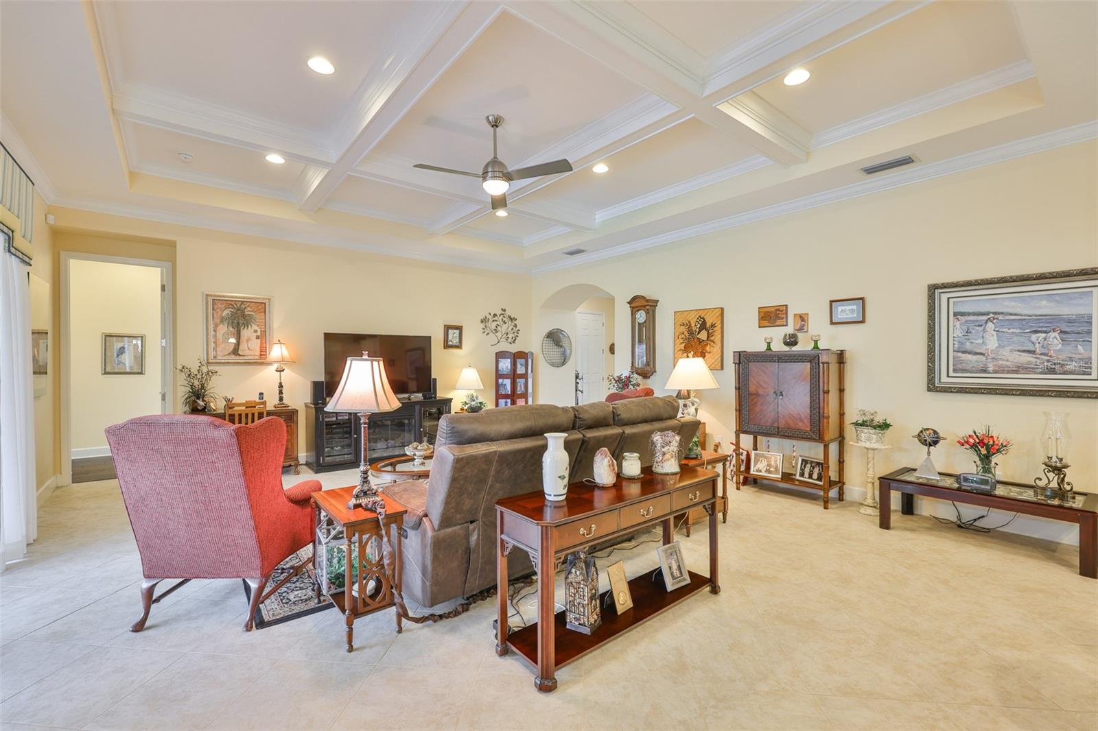 SUN CITY CENTER UNIT 274 & 2 - Residential