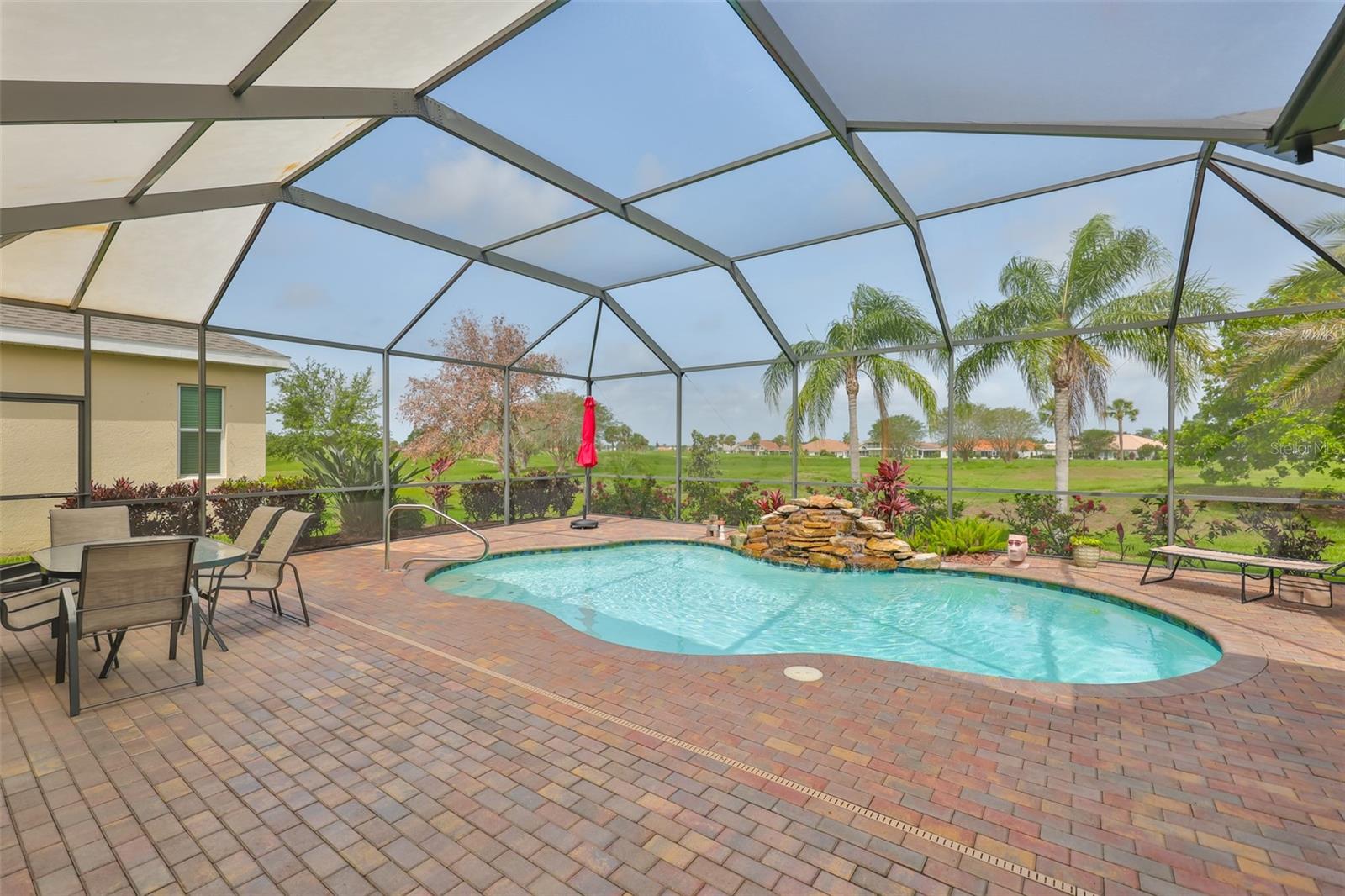 SUN CITY CENTER UNIT 274 & 2 - Residential