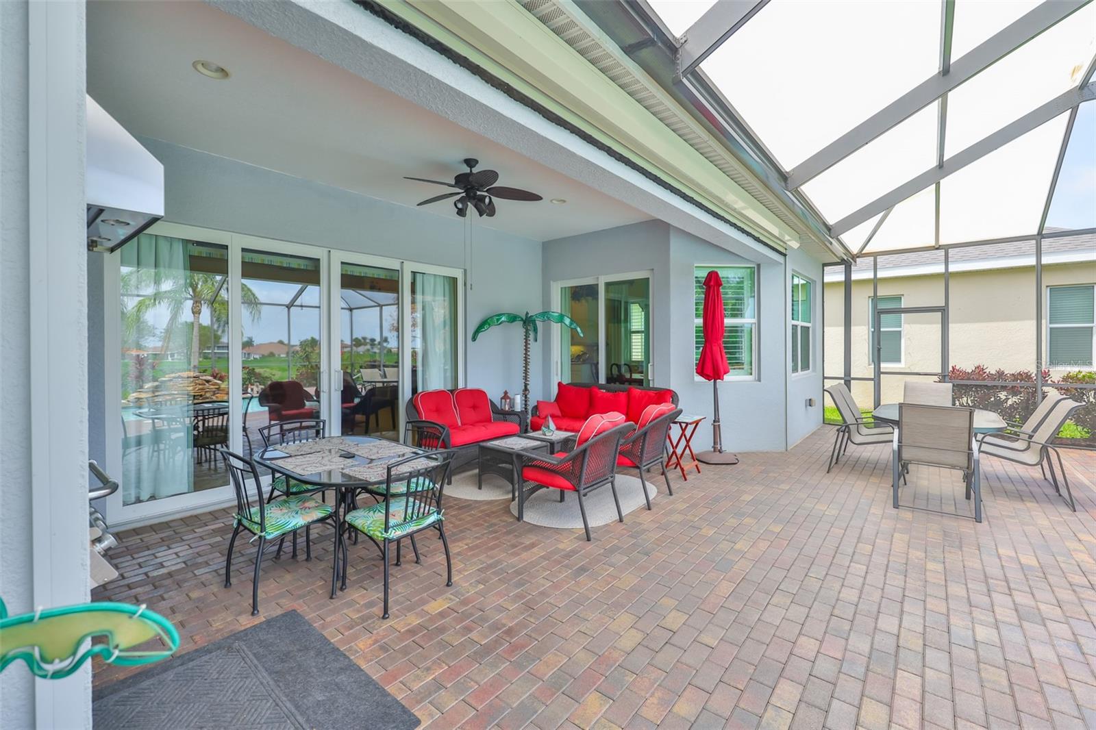 SUN CITY CENTER UNIT 274 & 2 - Residential