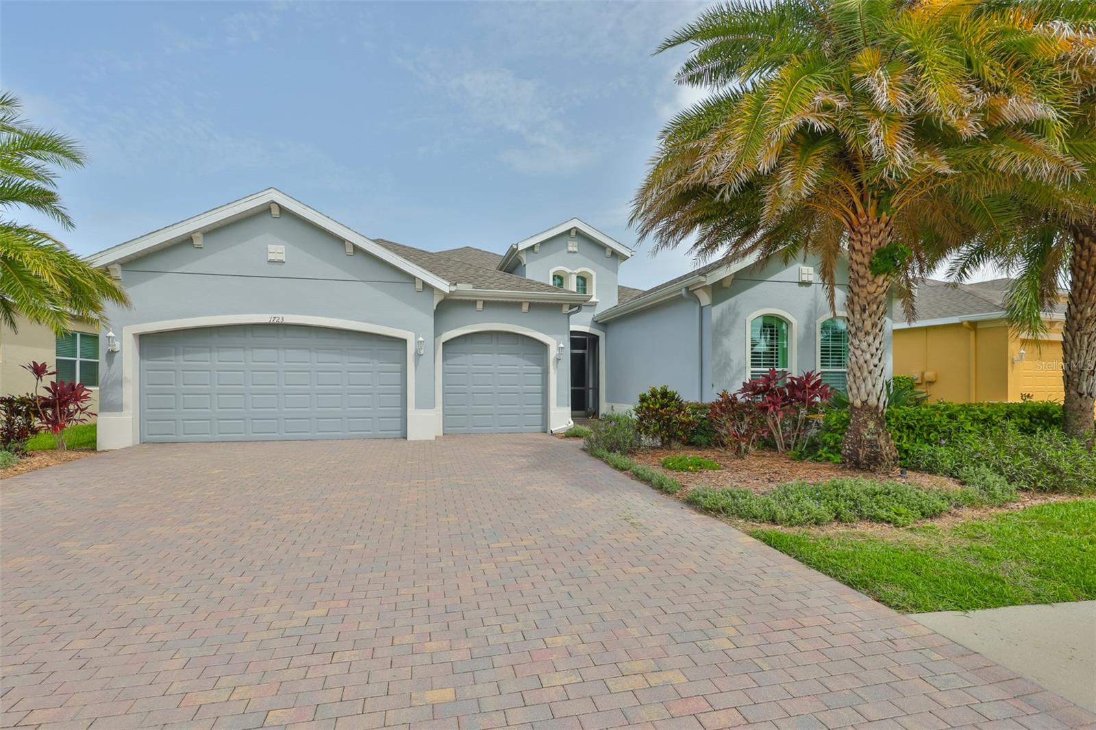 1723 PACIFIC DUNES DRIVE