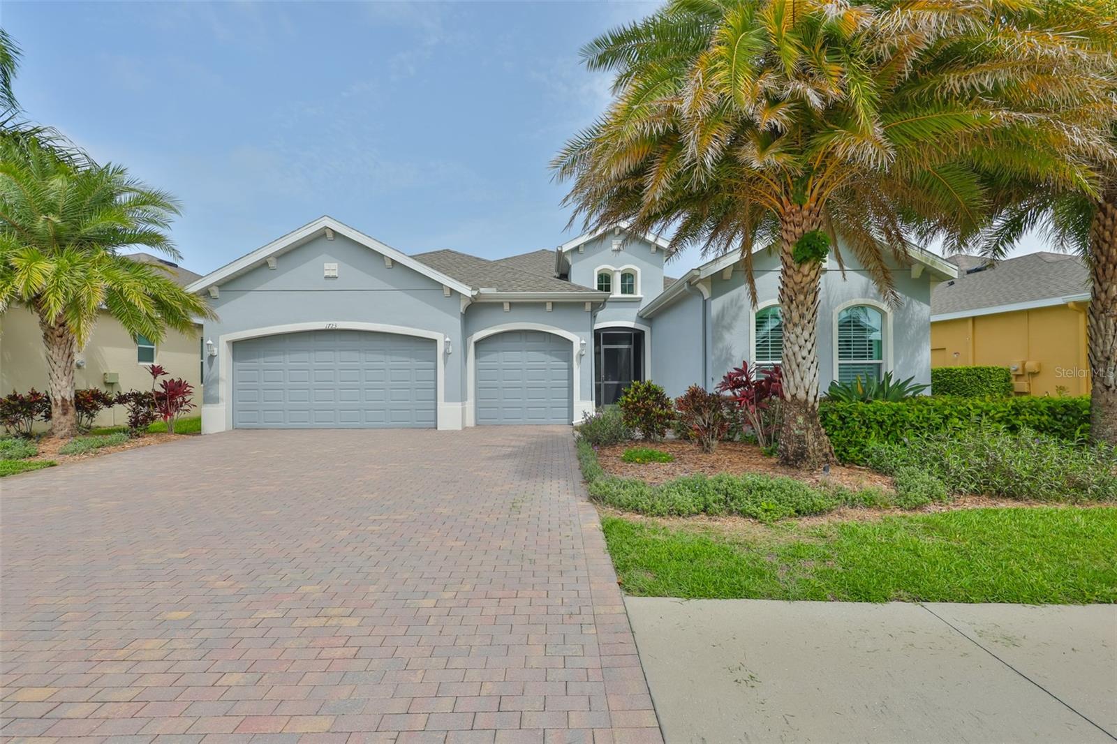 1723 PACIFIC DUNES DRIVE
