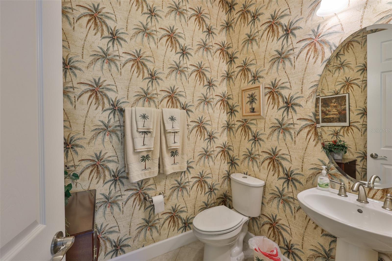 SUN CITY CENTER UNIT 274 & 2 - Residential