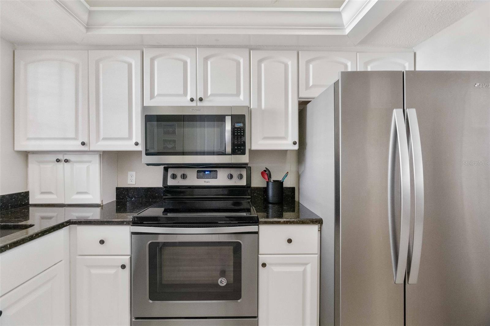 PALM BAY CLUB III - Residential