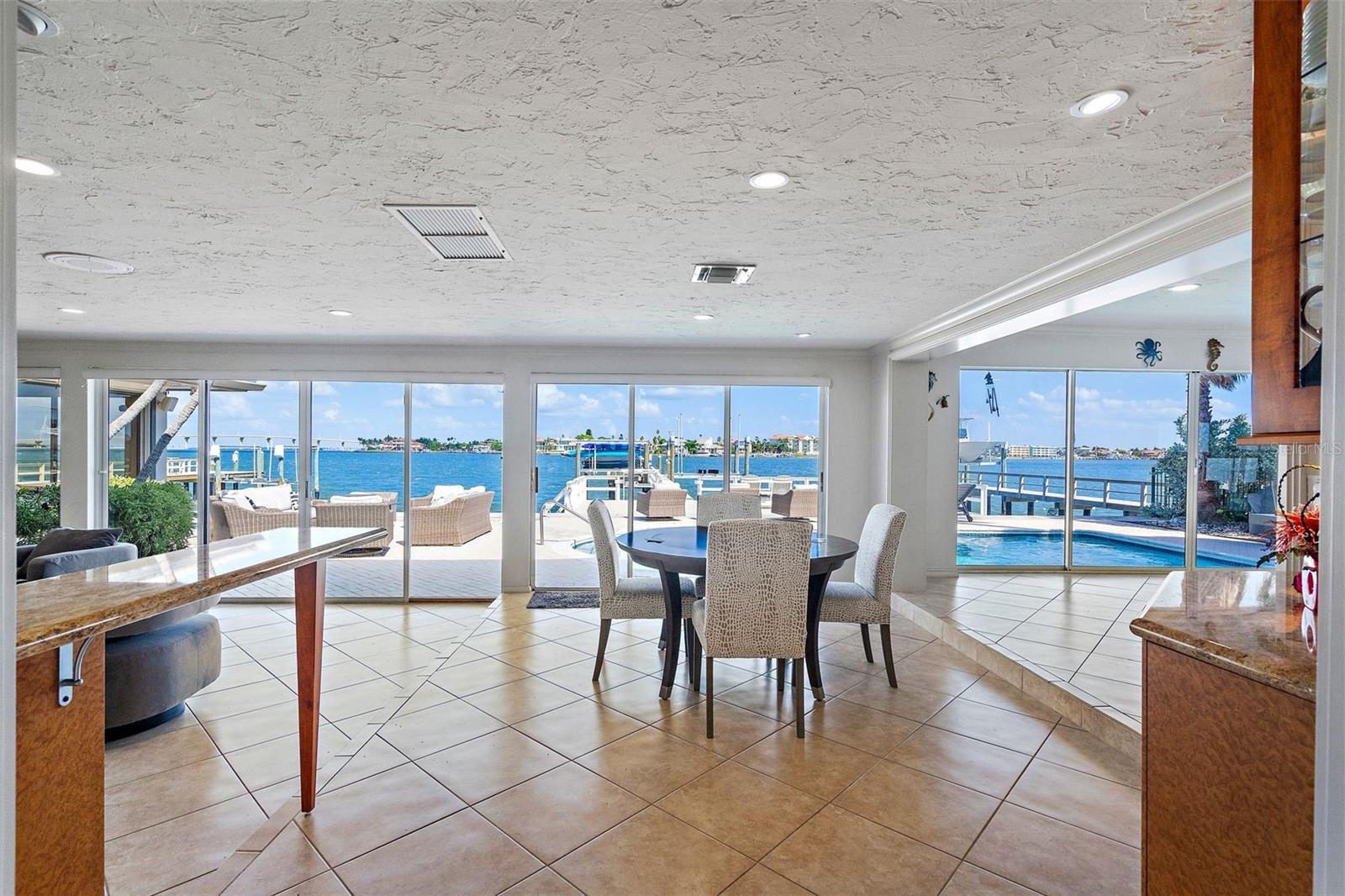 VINA-DEL-MAR SEC 1 - Residential