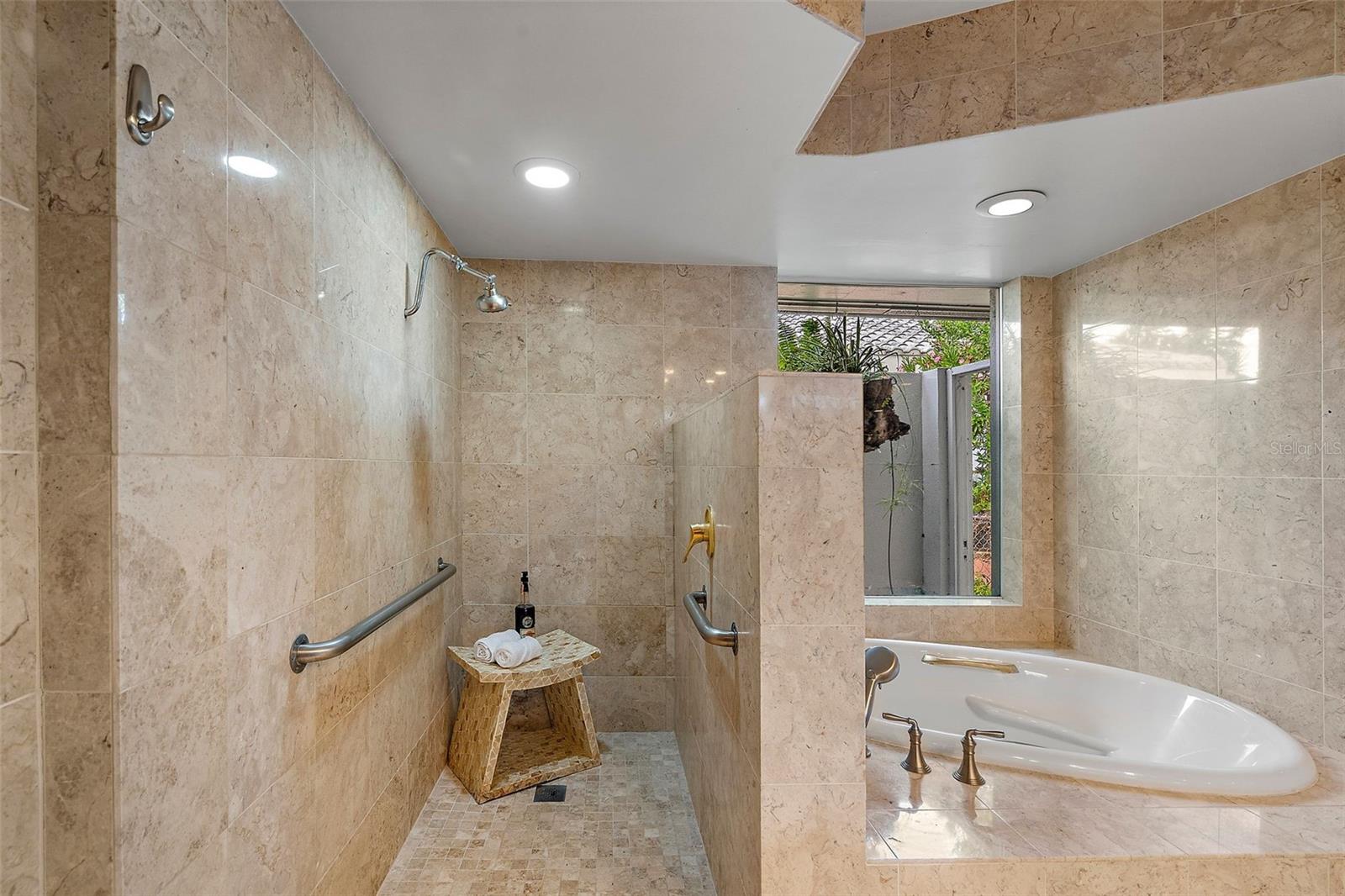 VINA-DEL-MAR SEC 1 - Residential