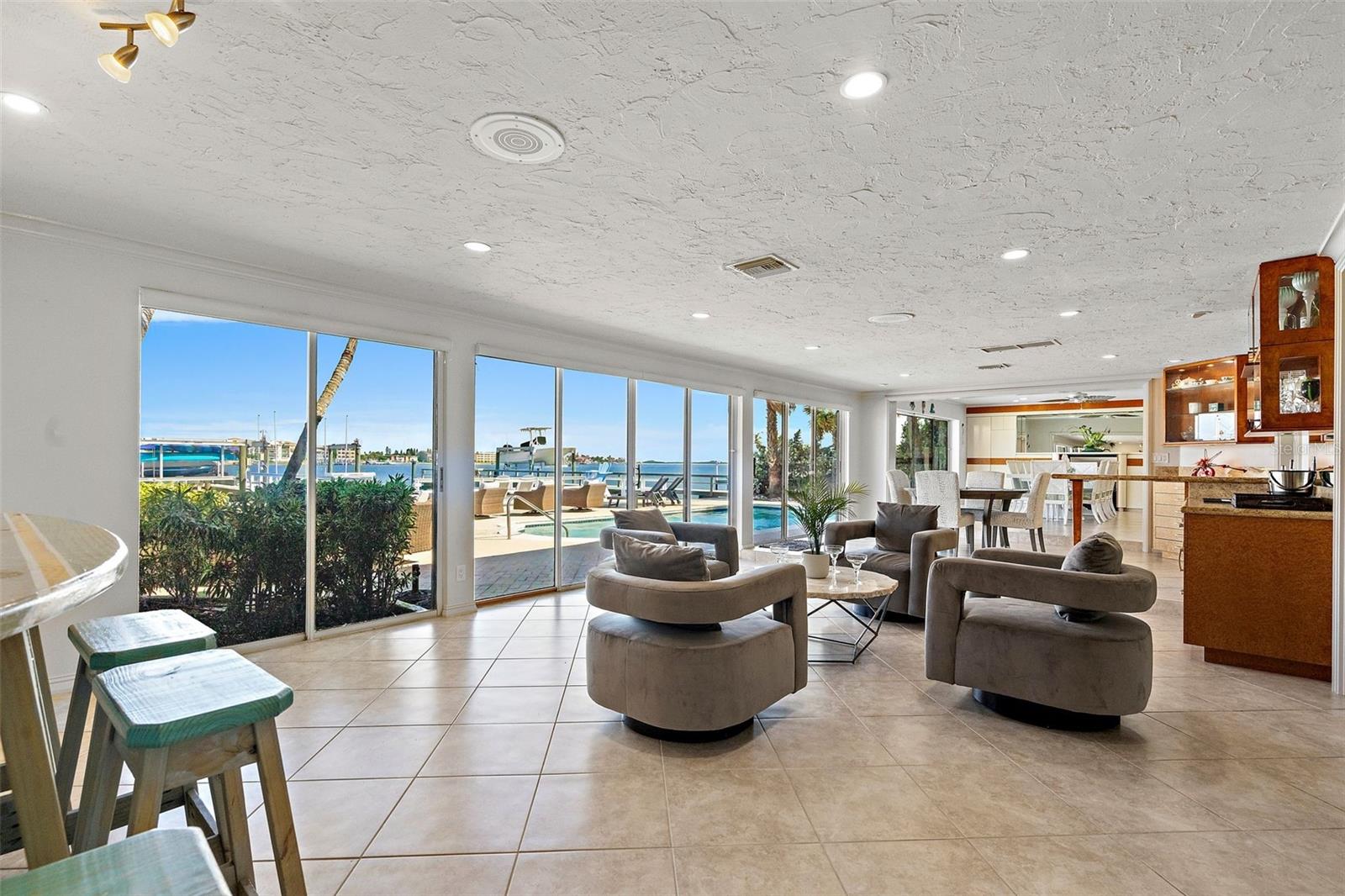 VINA-DEL-MAR SEC 1 - Residential