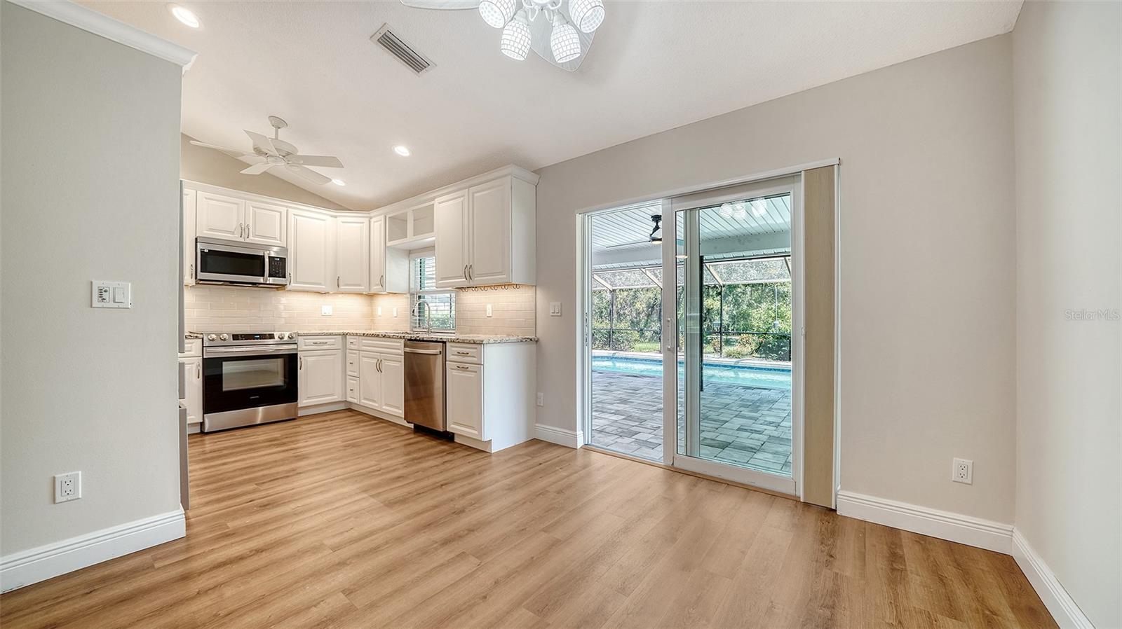4933 RUTLAND GATE