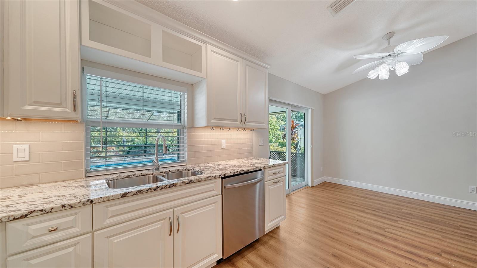 THE MEADOWS - Residential