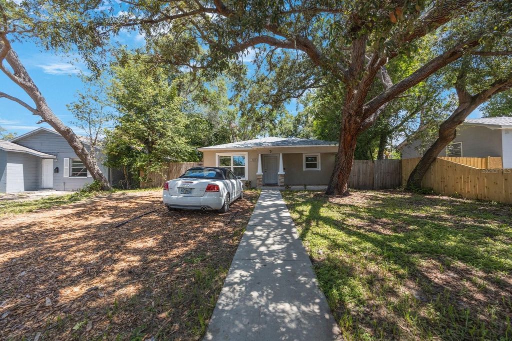 Photo of 3835 18th Avenue S, St Petersburg, FL 33711 (MLS # TB8415196)