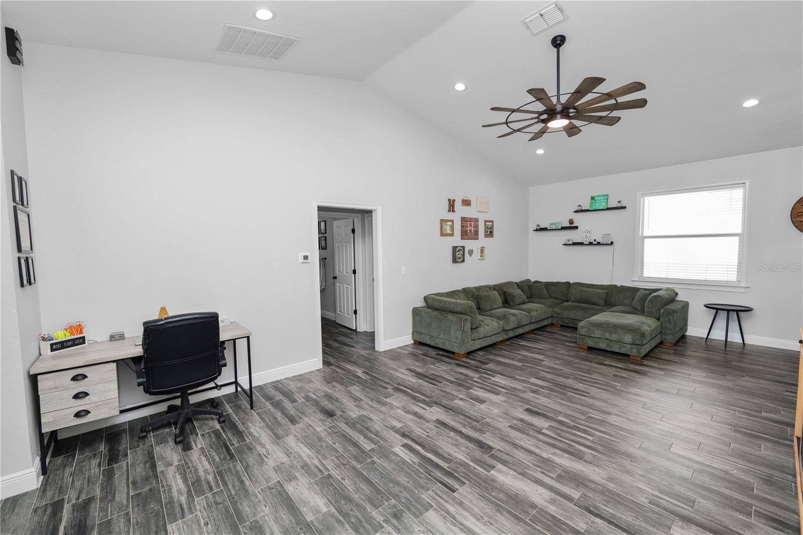 TUXEDO PARK SUB - Residential