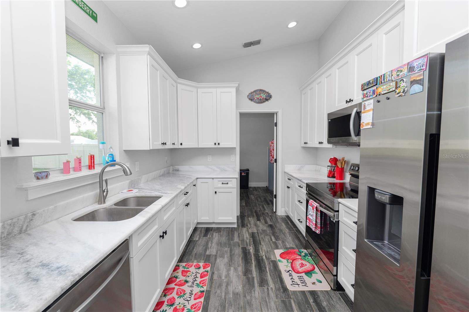 TUXEDO PARK SUB - Residential