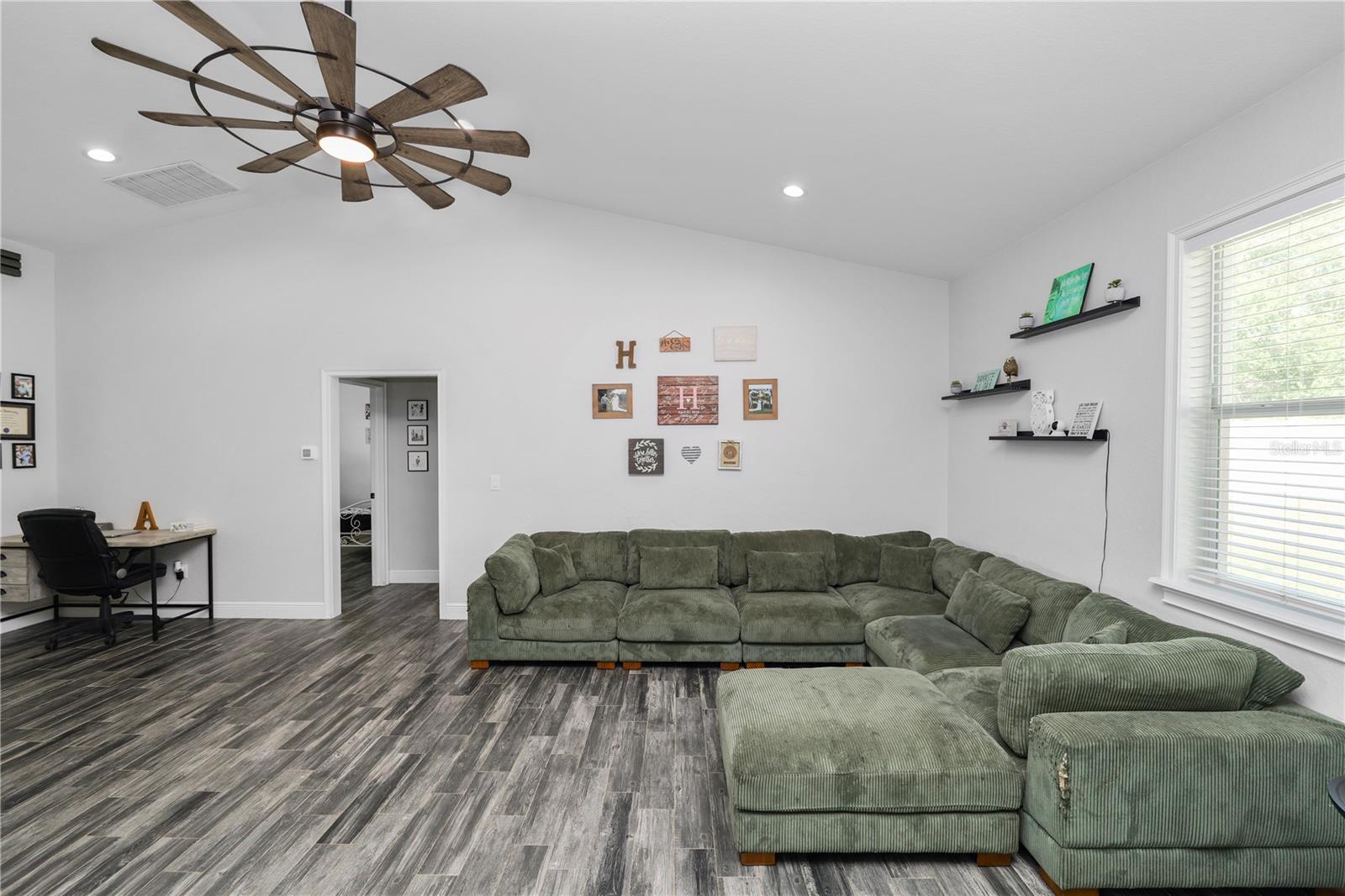 TUXEDO PARK SUB - Residential