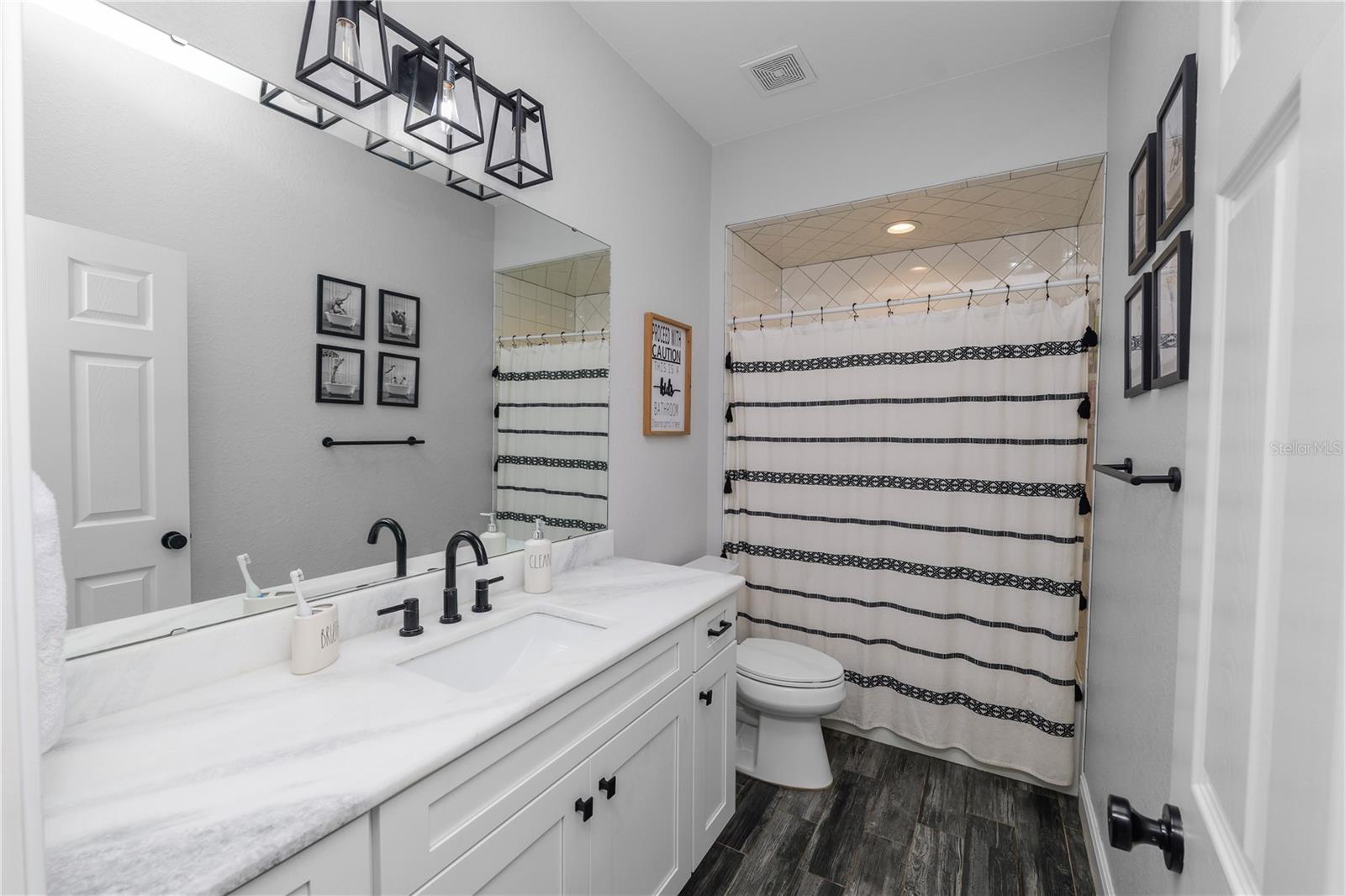 TUXEDO PARK SUB - Residential