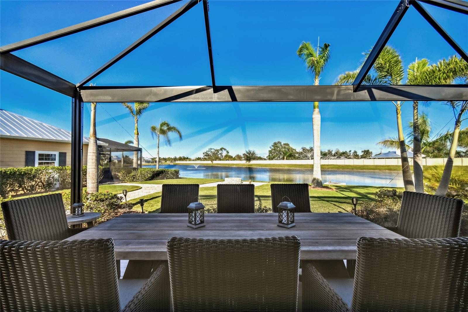 THORNTON CRK MOTORCOACH RESIDENCE - Residential