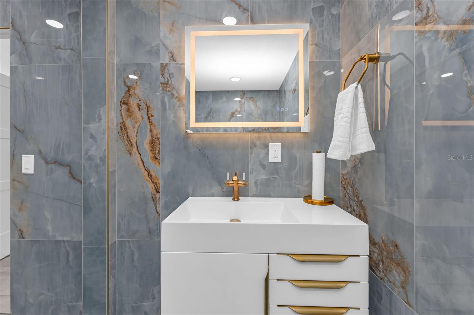 HRBR HEIGHTS - Residential