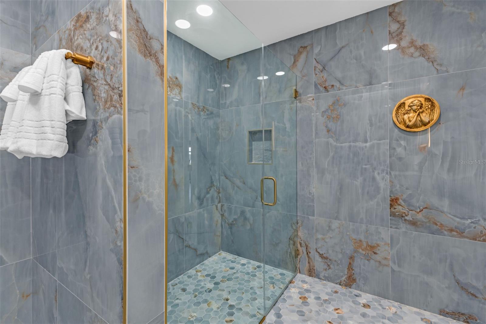 HRBR HEIGHTS - Residential