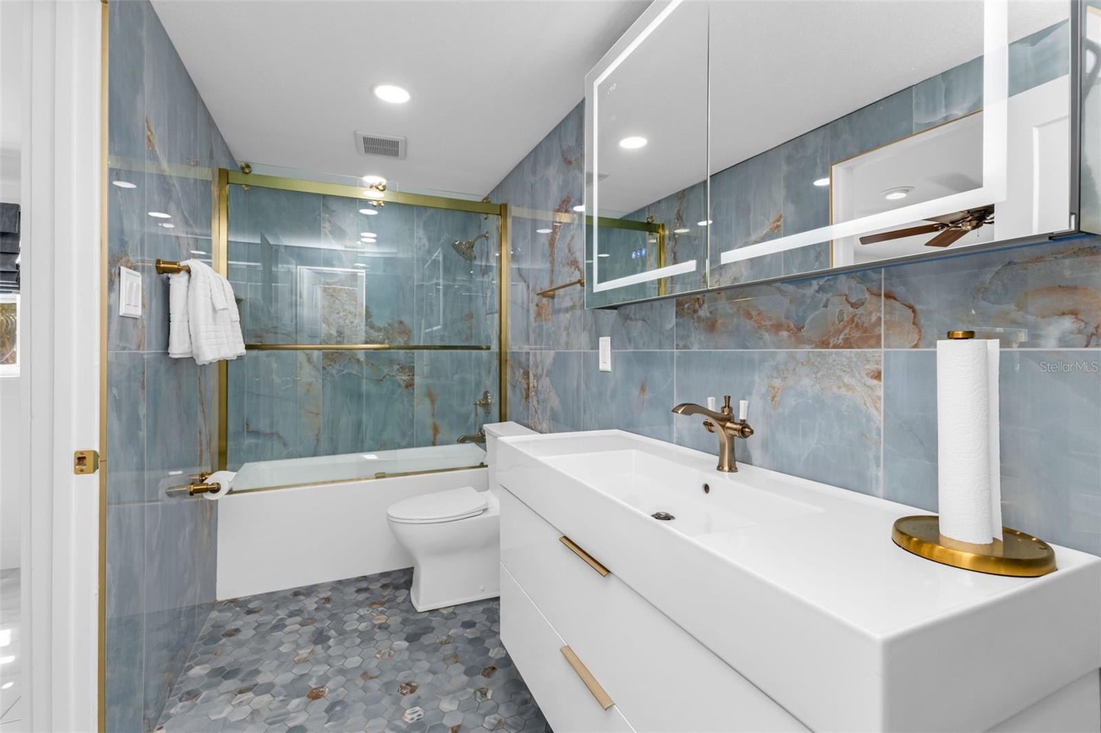 HRBR HEIGHTS - Residential