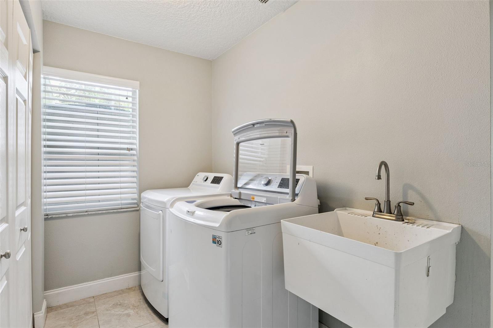 NORTH SHORE AT LAKE HART PRCL 03 - Residential