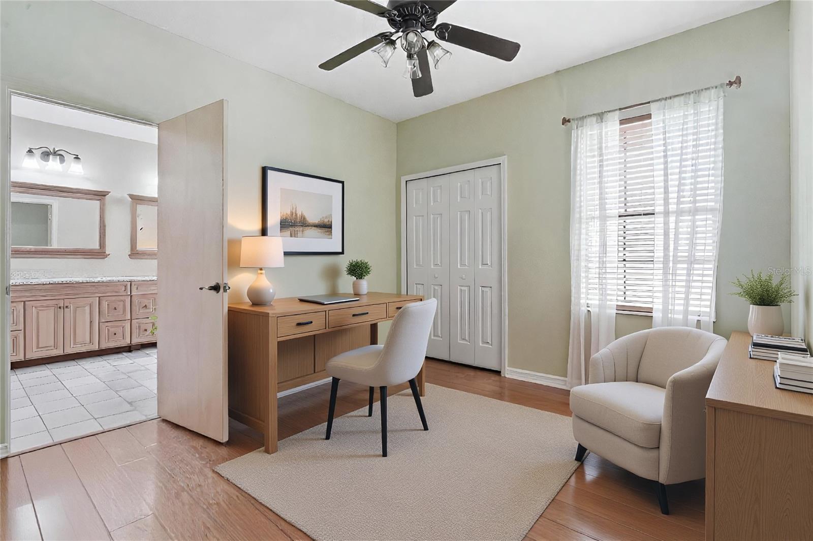 OAK LEAF - Residential