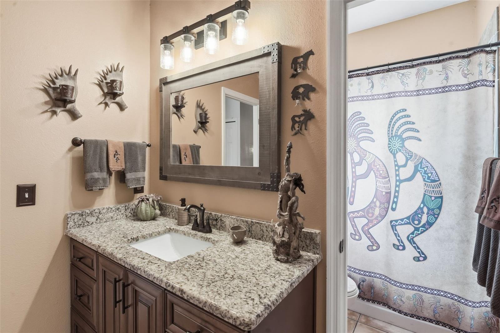 OAK LEAF - Residential