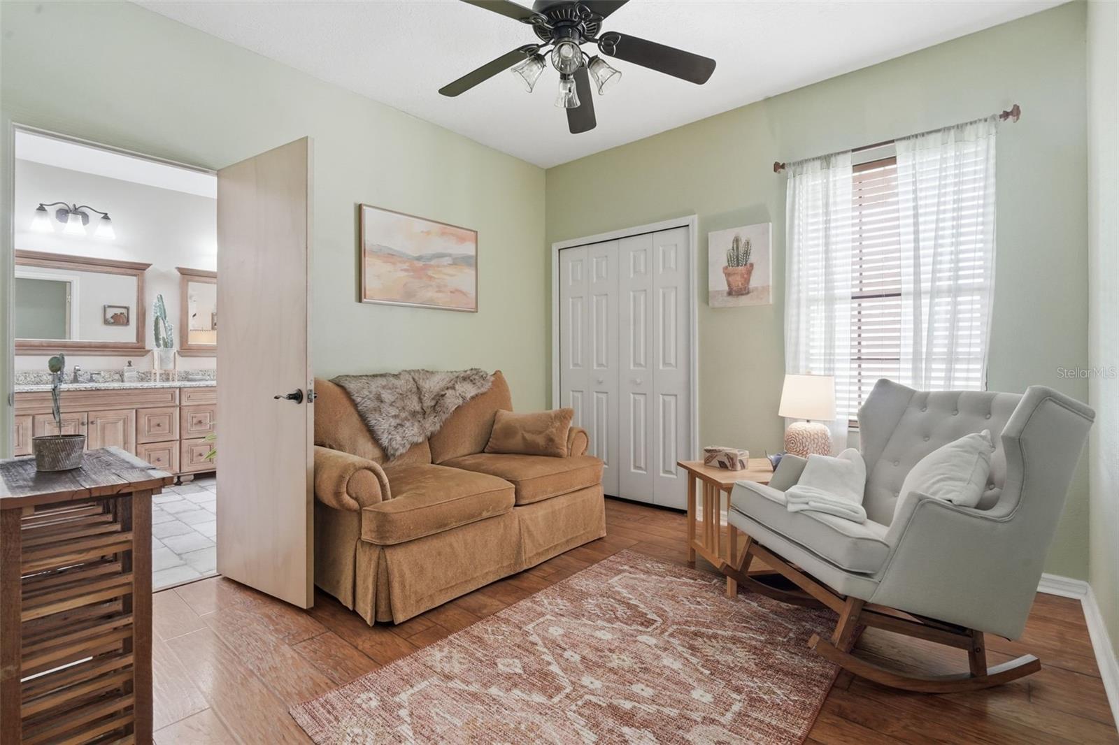 OAK LEAF - Residential