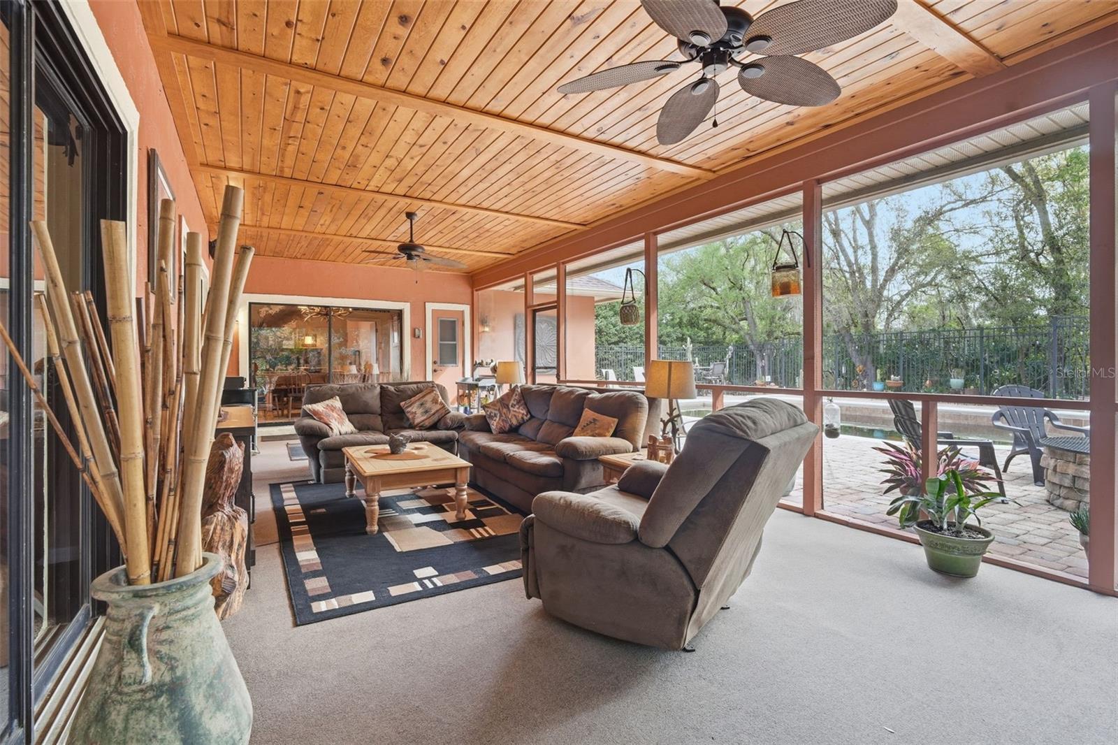 OAK LEAF - Residential