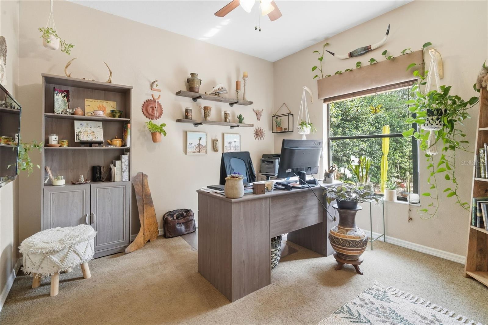 OAK LEAF - Residential