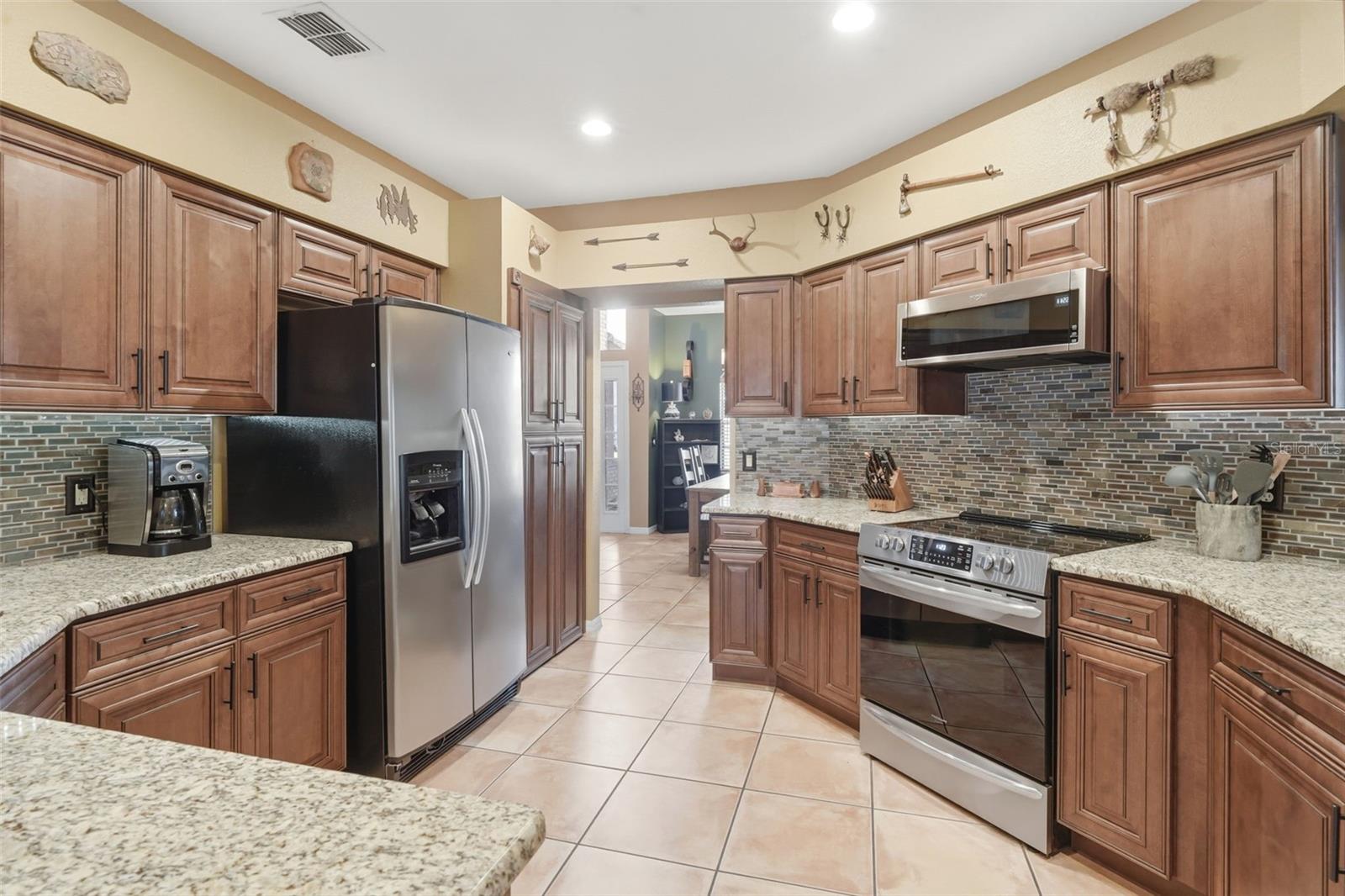 OAK LEAF - Residential