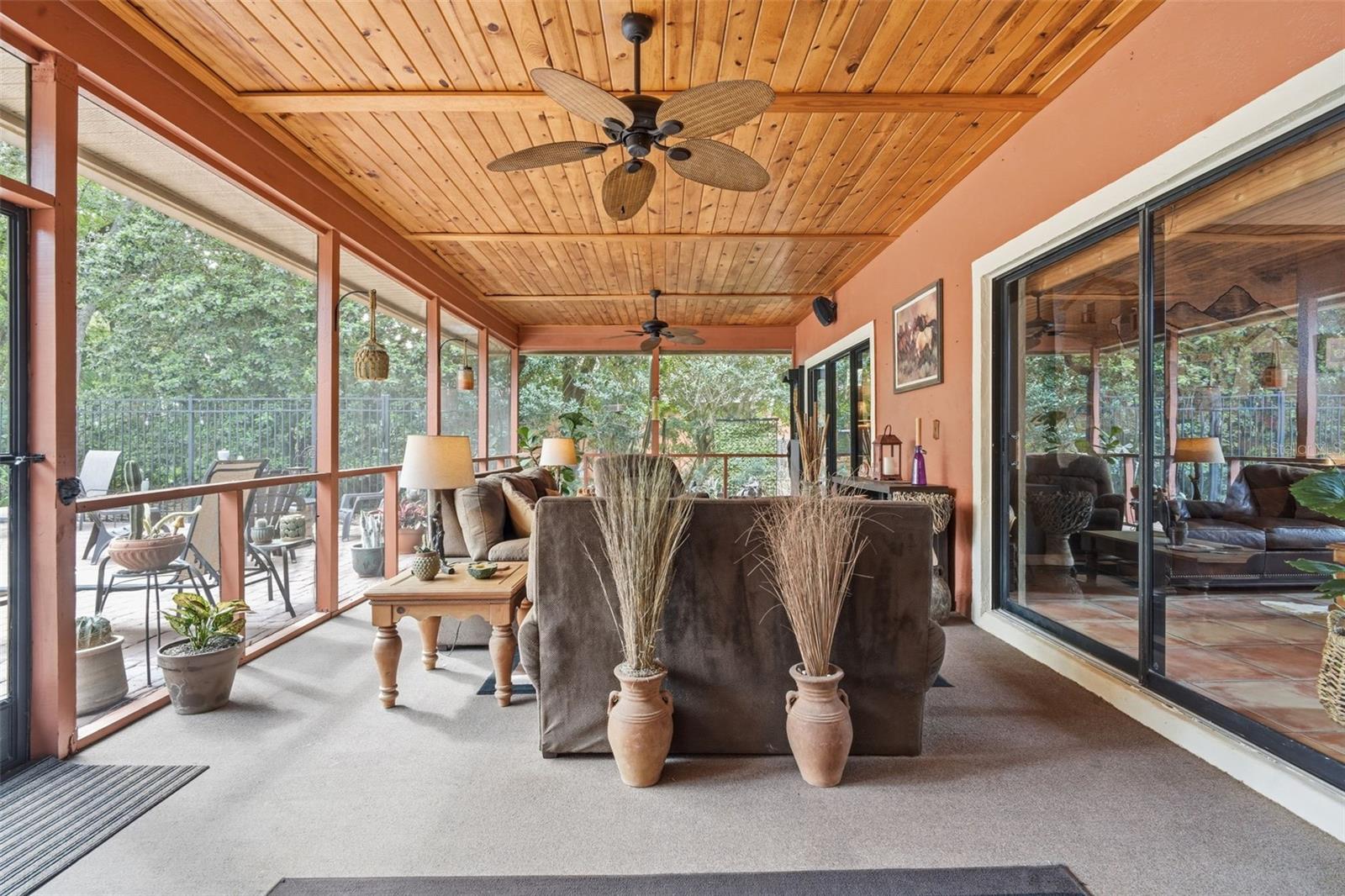 OAK LEAF - Residential