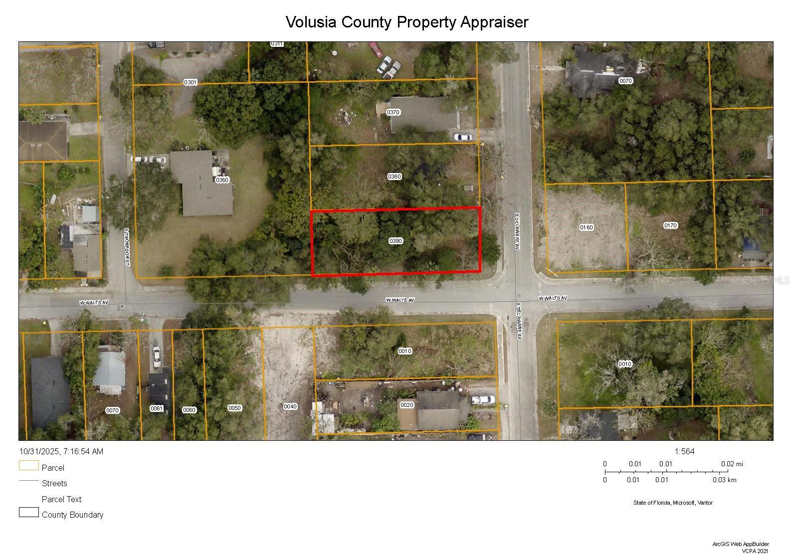 BOND LUMBER CO BLK 07-08 & 15-16 HOWRYS ADD DELAND - Land