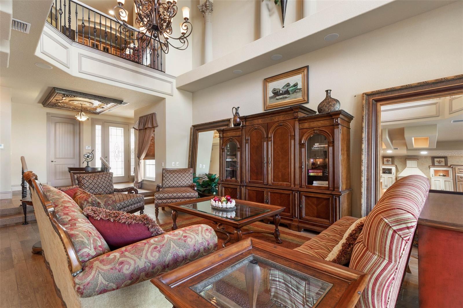 YACHT HARBOR - Residential