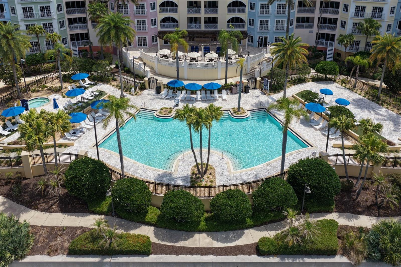 YACHT HARBOR - Residential