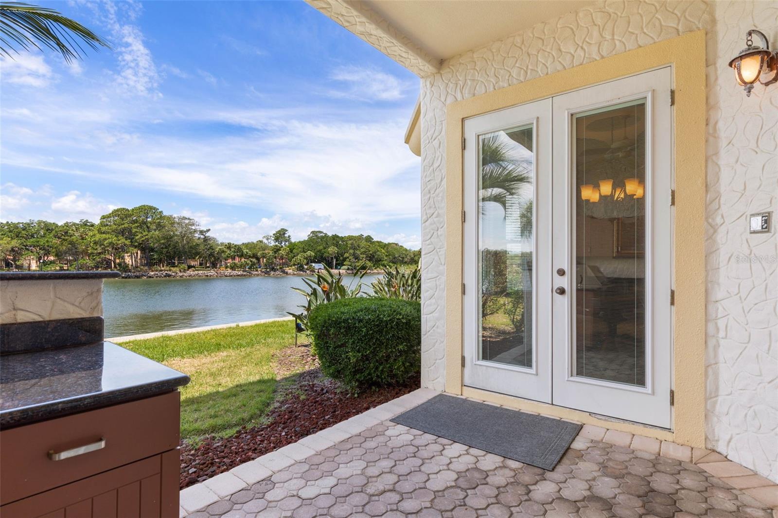 YACHT HARBOR - Residential