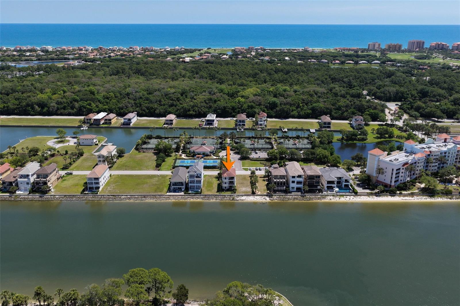 YACHT HARBOR - Residential
