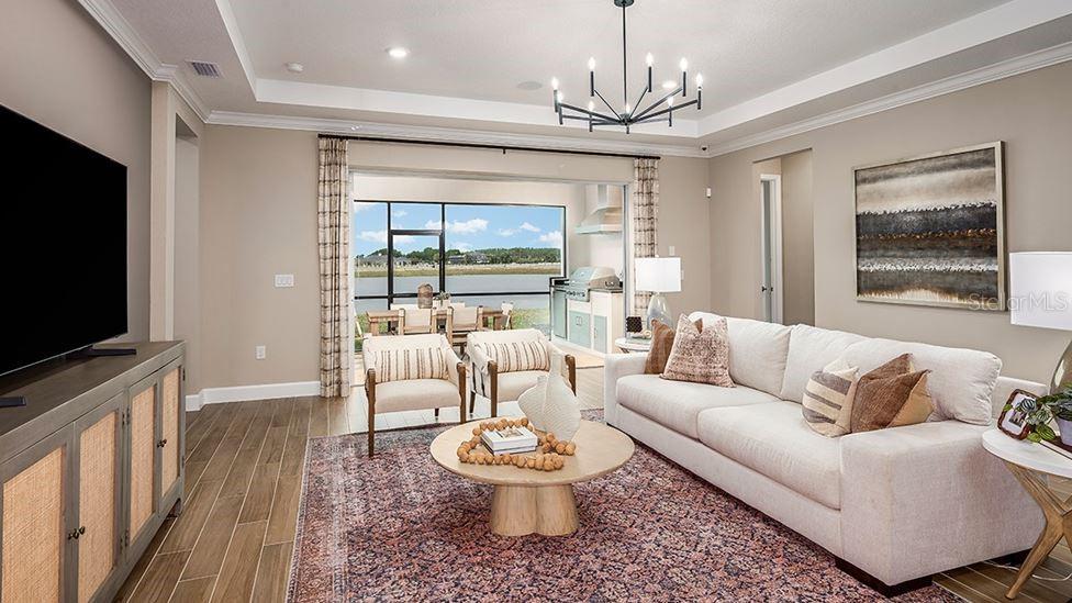 1633 TRAILHEAD LANE