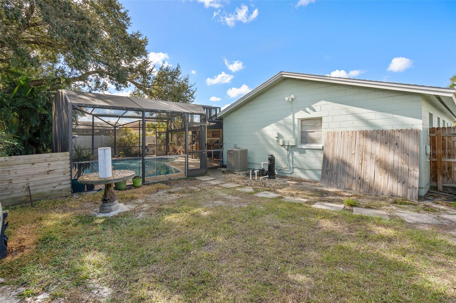 CASA ALOMA - Residential