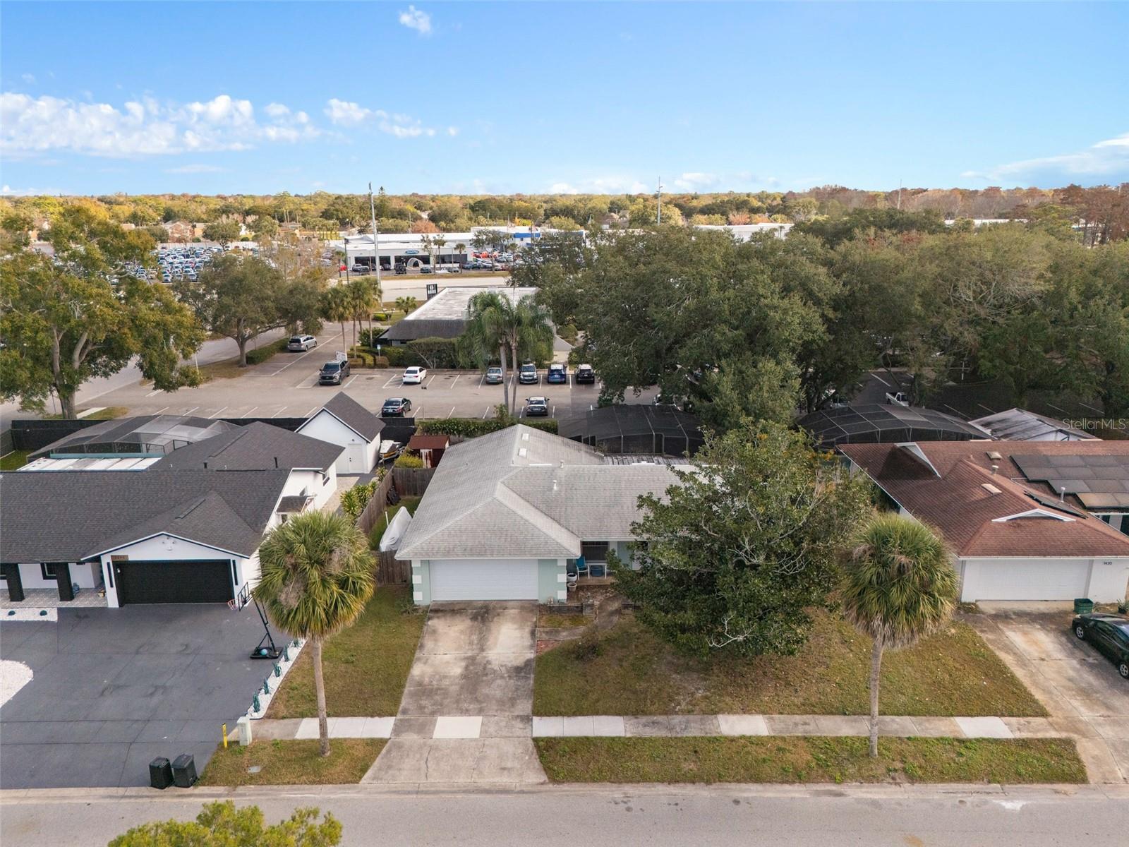 CASA ALOMA - Residential