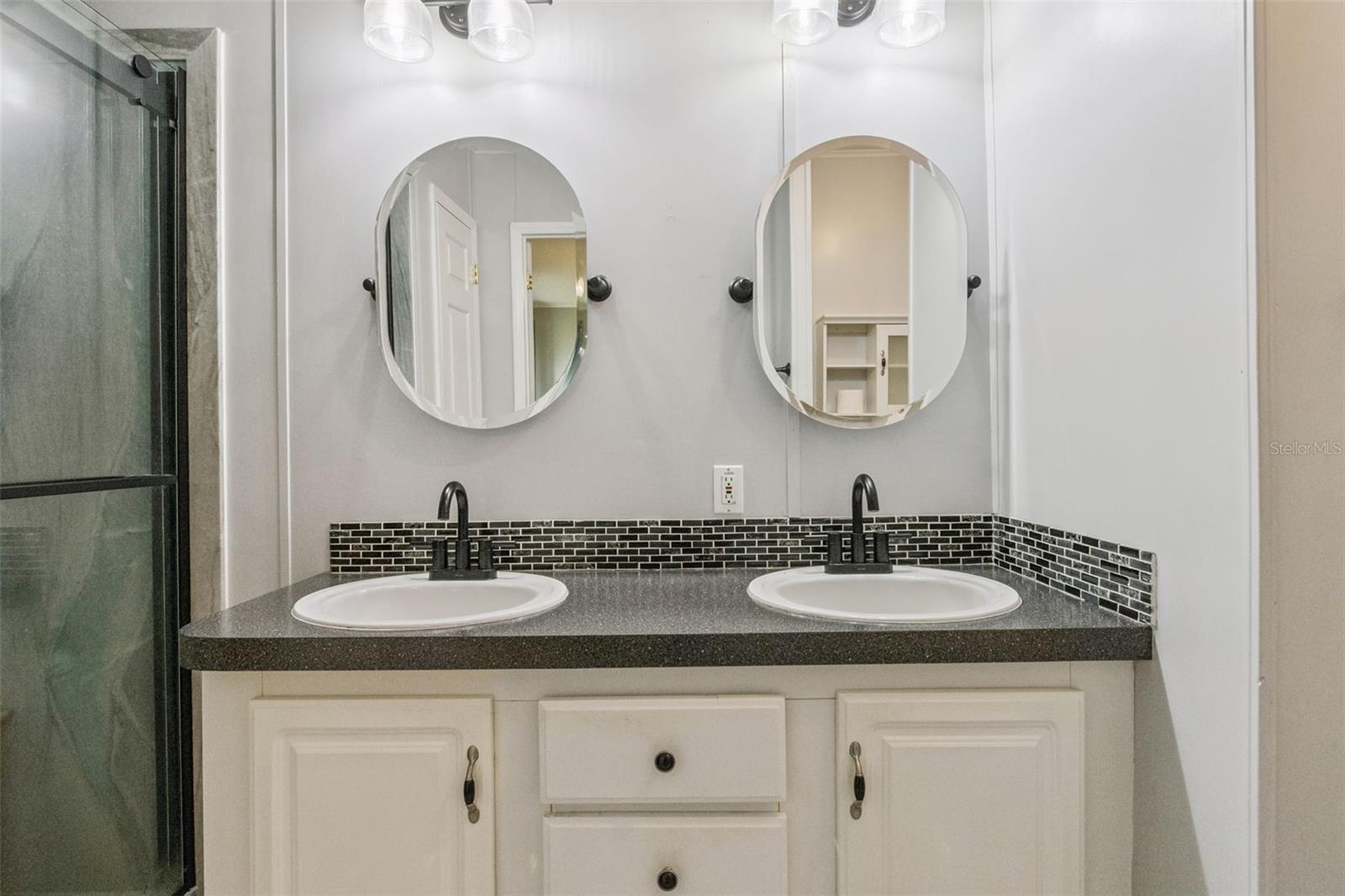 GARDEN GROVE OAKS - Residential