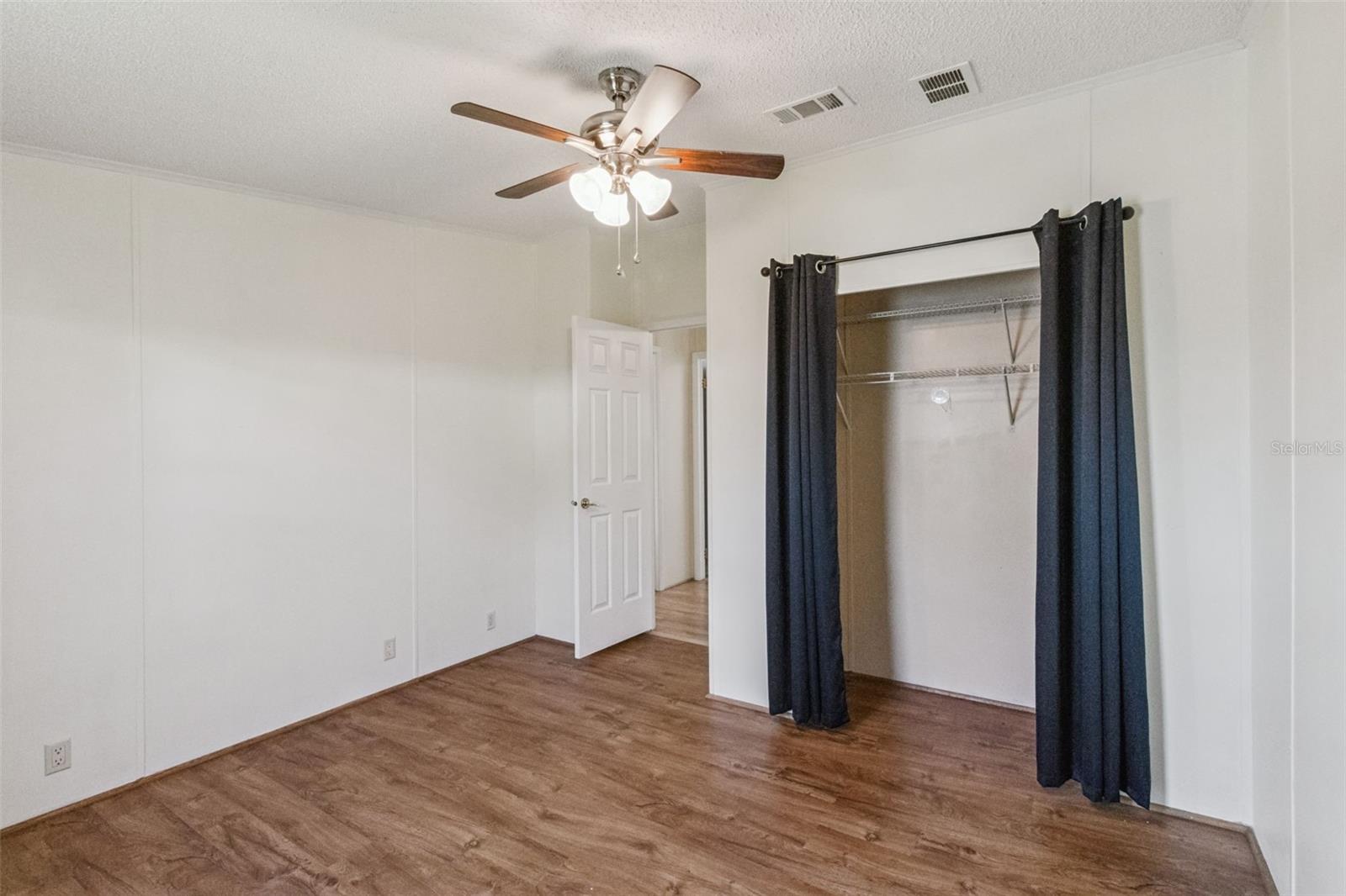 GARDEN GROVE OAKS - Residential