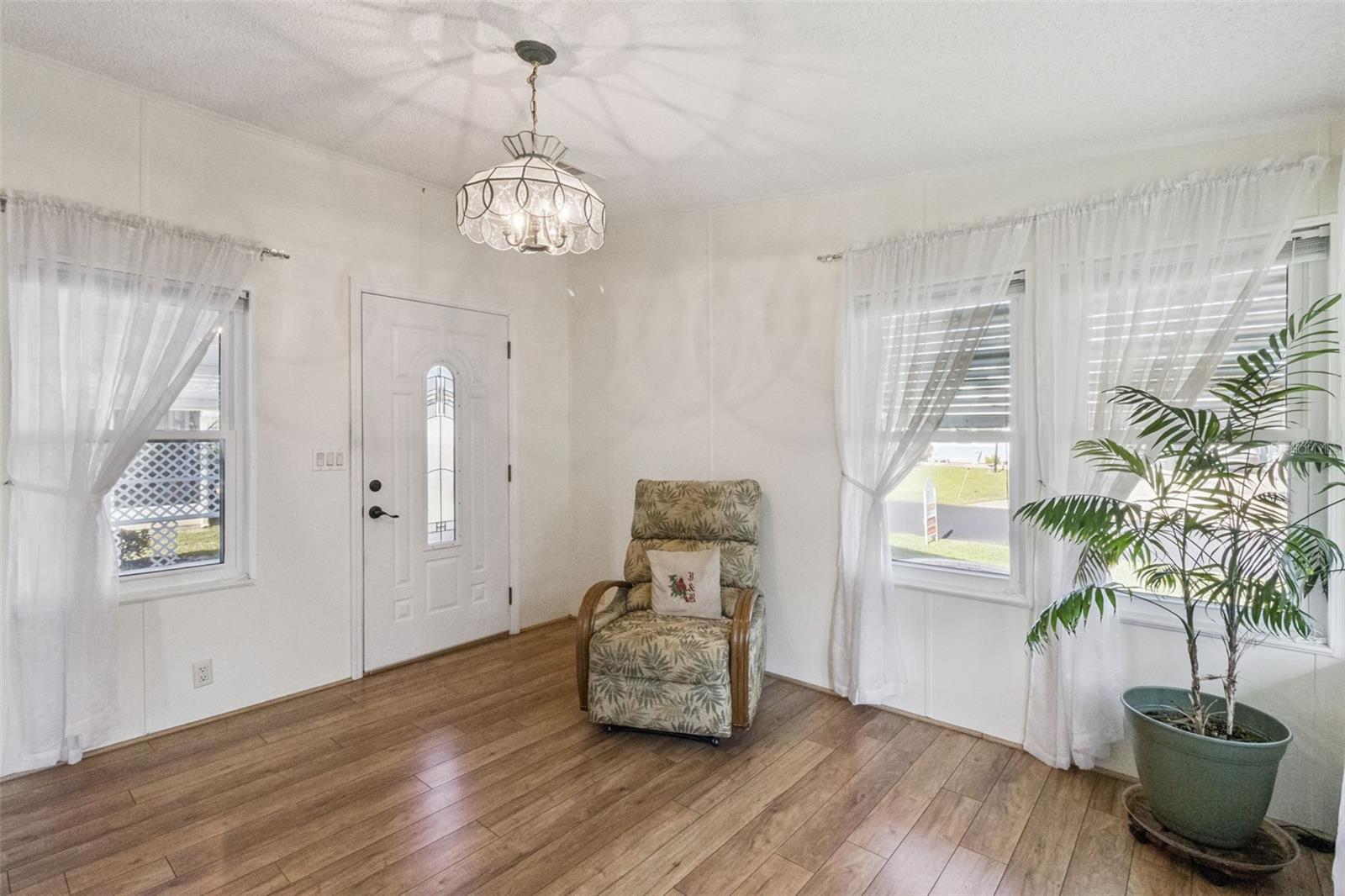 GARDEN GROVE OAKS - Residential